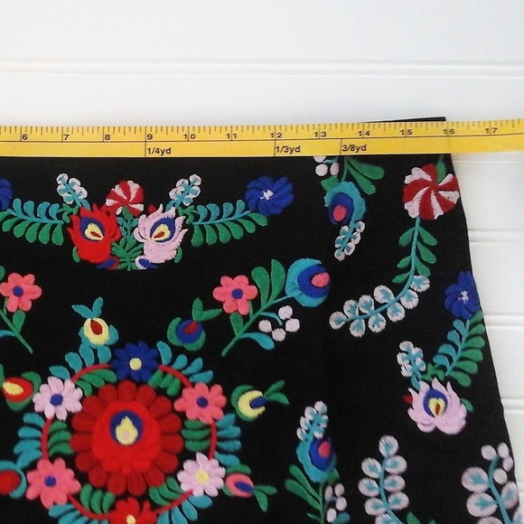 Spanish Embroidered Skirt "NWT" 🔴Price is Firm🔴 - Picture 2 of 4
